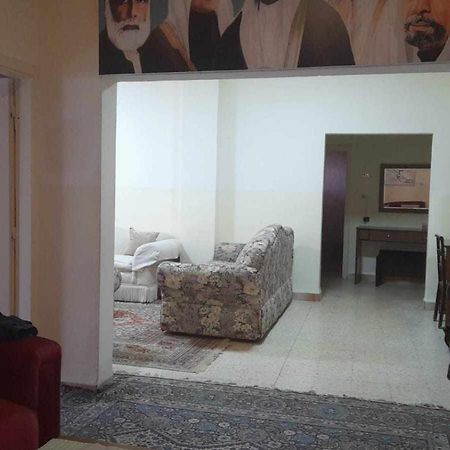 Auberge de jeunesse Student House à Madaba Extérieur photo